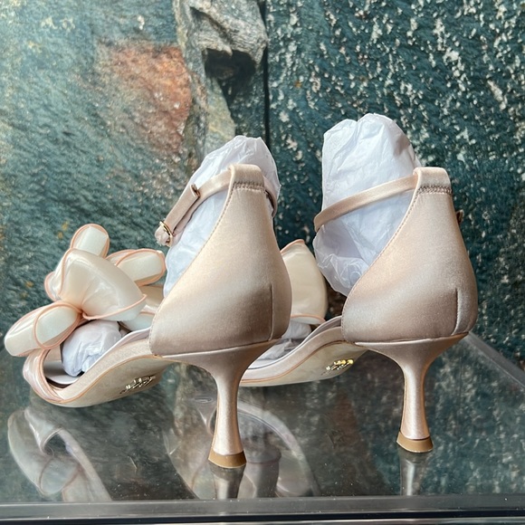 Badgley Mischka Nelly Mesh Bow Ankle Strap Sandal - Blush - Picture 11 of 11